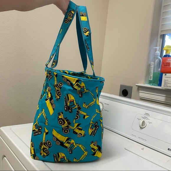 🏷️TRACTOR PRINT BEACH BAG - Picture 3 of 14
